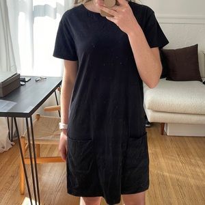 Black T-shirt dress with pockets